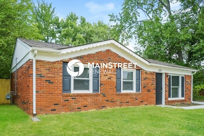 Photo - 3 Bedroom Pet-Friendly Home in LOUISVILLE, KY with Main Street Renewal