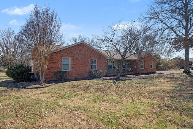 Photo - Peaceful Ranch Retreat on 1+ Acre Lot Near Old Hickory Lake