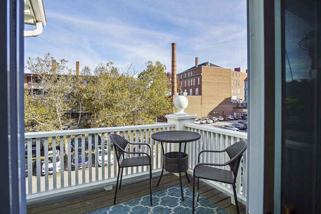 Photo - 266 Essex St Unit 6