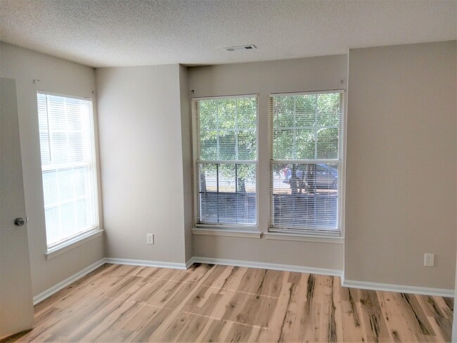 Photo - 9607 Vinca Cir