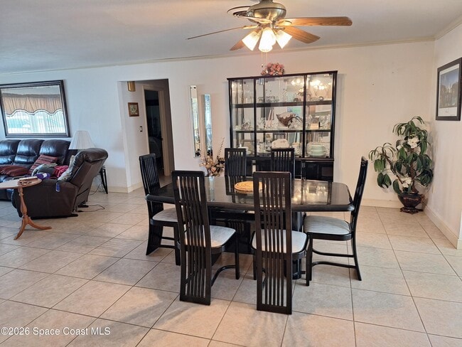 Photo - 279 Ellwood Ave