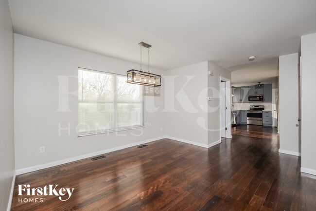457 Oak Glen Dr