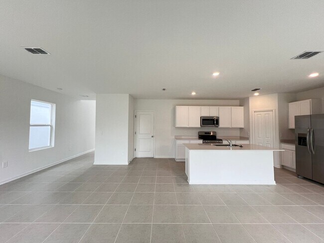 Photo - Perfect Home waiting for you!