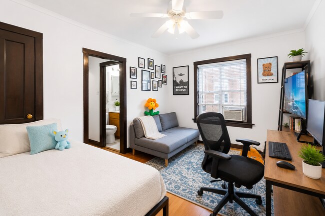 Photo - 658 W Oakdale Ave Unit 3B