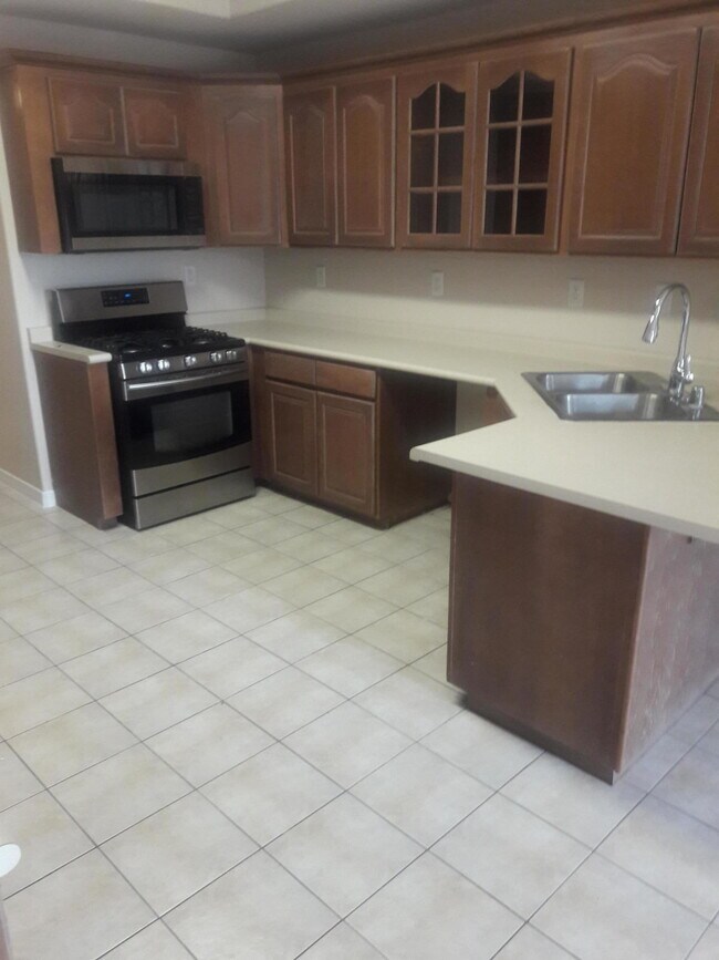 Photo - 517 Belvidere St