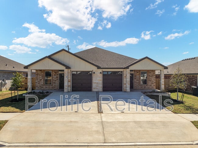 Photo - 5104 Rose Gdn Lp