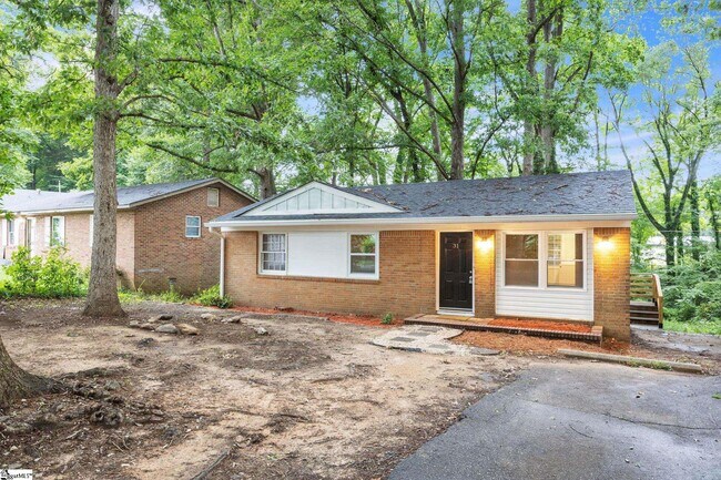 Photo - 31 Lynwood Dr