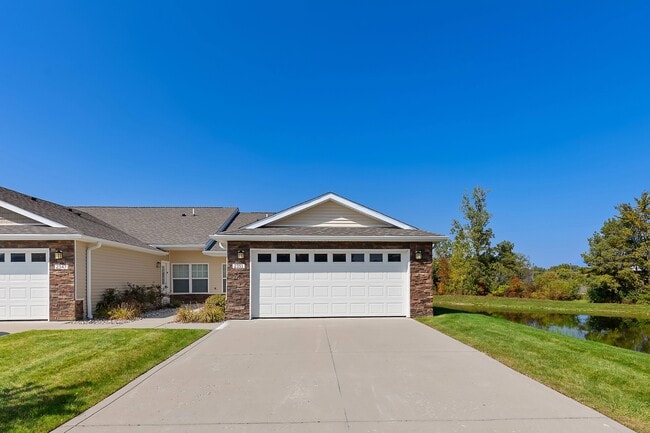 Photo - Redwood Grand Blanc