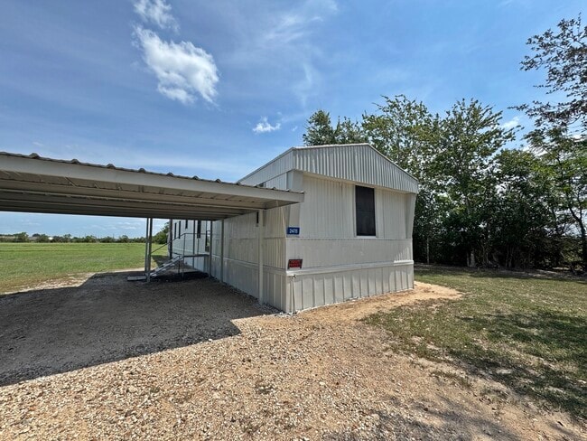 Building Photo - 2478 Hintz Rd