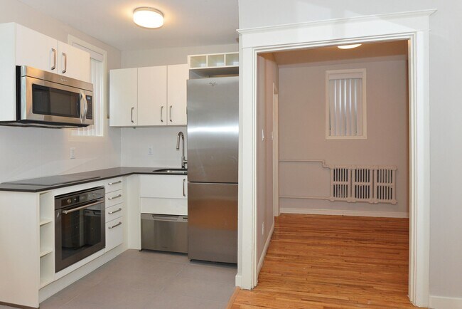 Photo - 50 Gloucester St