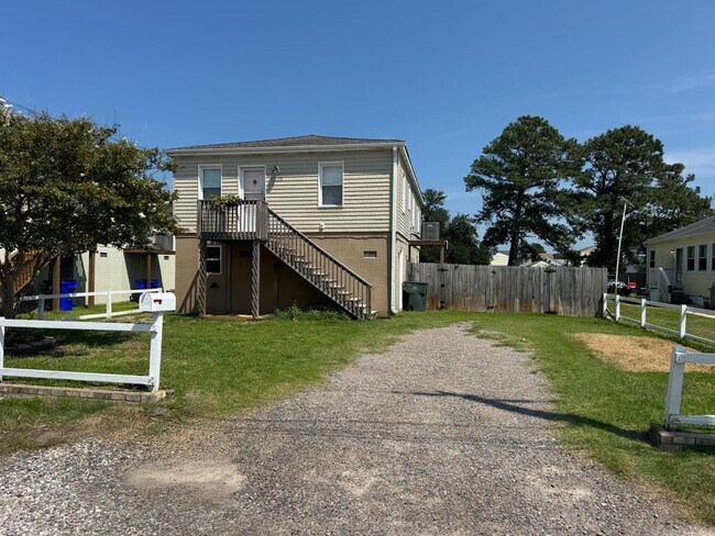 Photo - 9538 16th Bay St