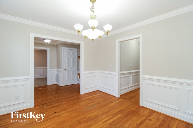 Photo - 909 Woodview Ridge Trail