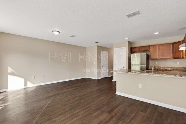 Photo - 7608 Rain Forest Dr N