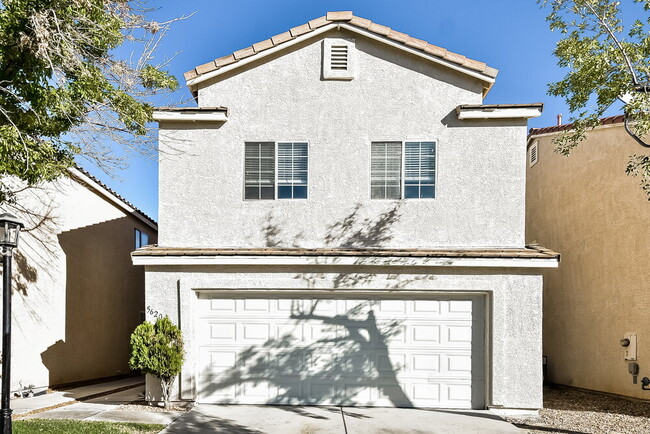 Building Photo - 5620 Cactus Thorn Ave