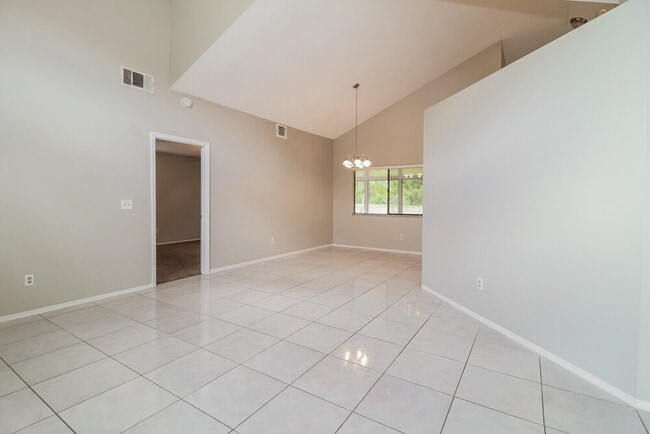 Photo - 825 Virginia Woods Ln