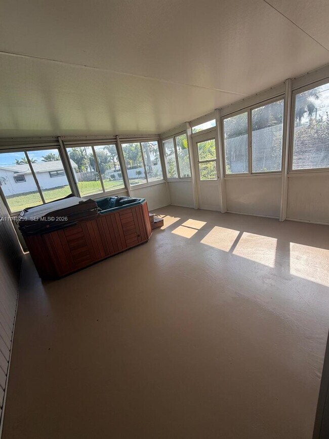 Photo - 238 SE 3rd St