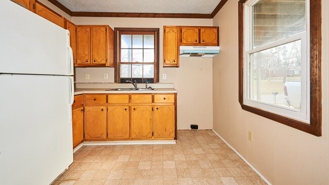 Photo - Coming Soon: 2BR, 1 1/2BA duplex Unit B