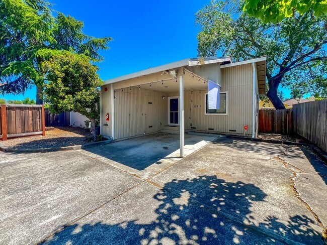 Photo - E Street, 1629 Unit 1