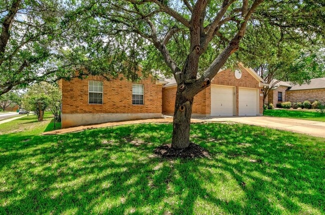 Photo - 1806 Oakmont Ln