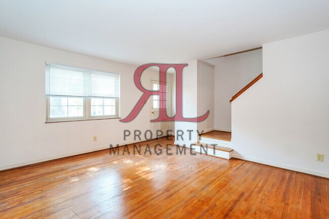 1799 Kings Ct