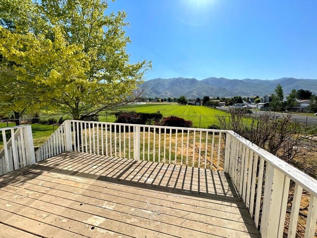 Photo - Great 4 Bed/3 Bath home in Layton