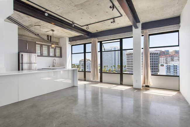 Photo - 100 Atlantic Ave