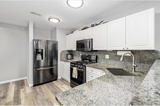 Photo - 6471 Nottinghill Trail Dr