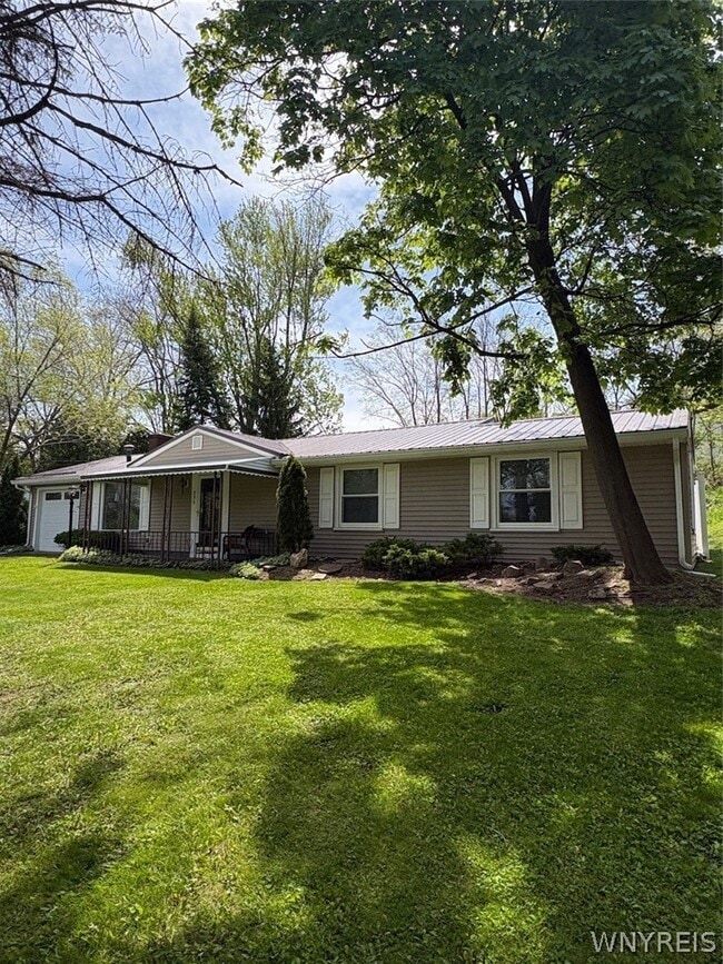 Photo - 896 Hillside Dr