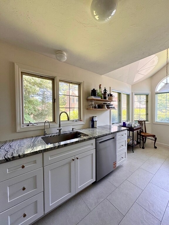 Photo - 12 Birchwood Ln