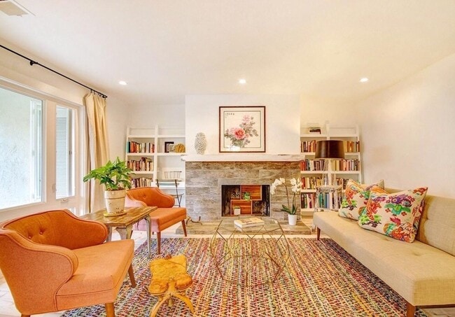 Photo - Beautiful Remodeled 2 Bedroom 2 Bath St. H...