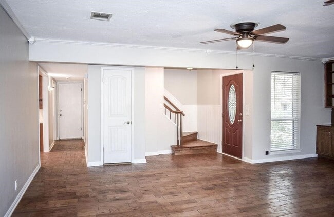 Photo - 7 Woody Creek Dr