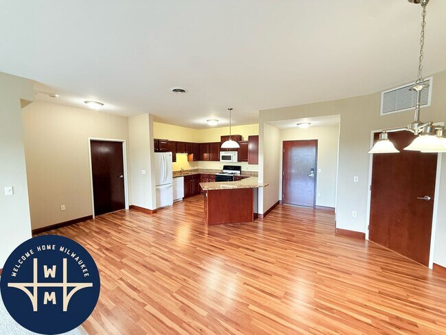6330 W Greenfield Ave Unidad 409