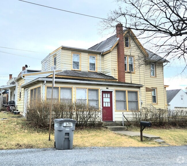 Building Photo - 3 Bedroom 1 Bath CORNWALL SCHOOL DISTRICT Rental