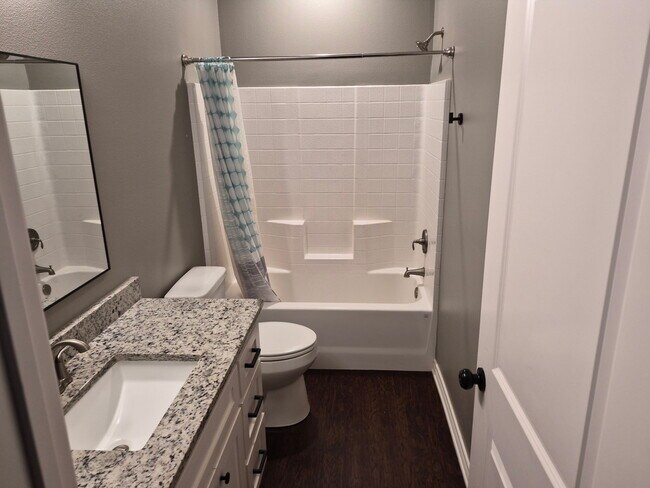 Photo - 958 N Marshall St