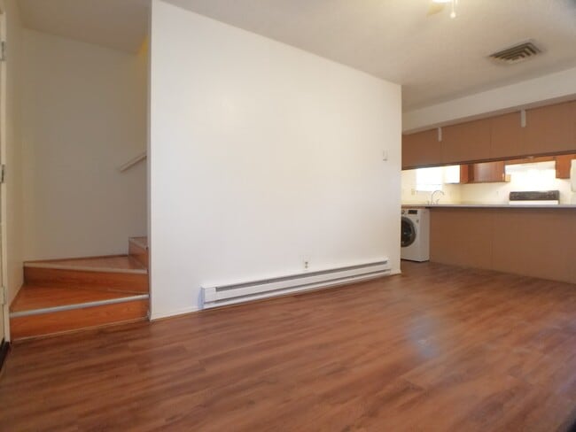 Photo - 1924 Lead Ave SE