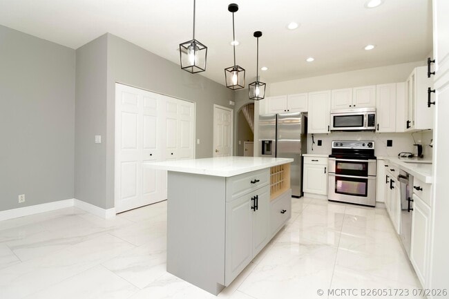 Photo - 2952 NW 33rd Ln