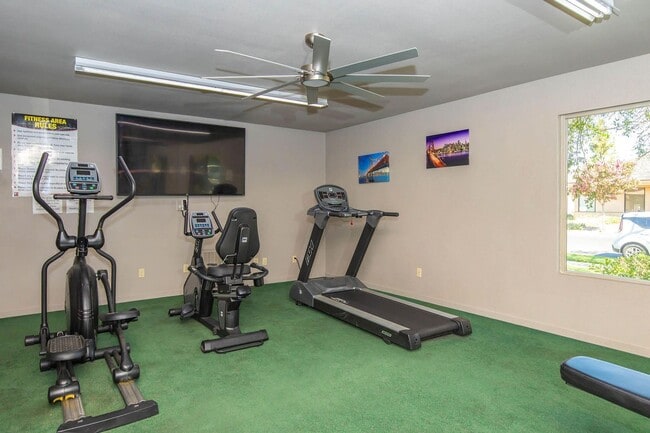 Photo - Vantage Pointe West