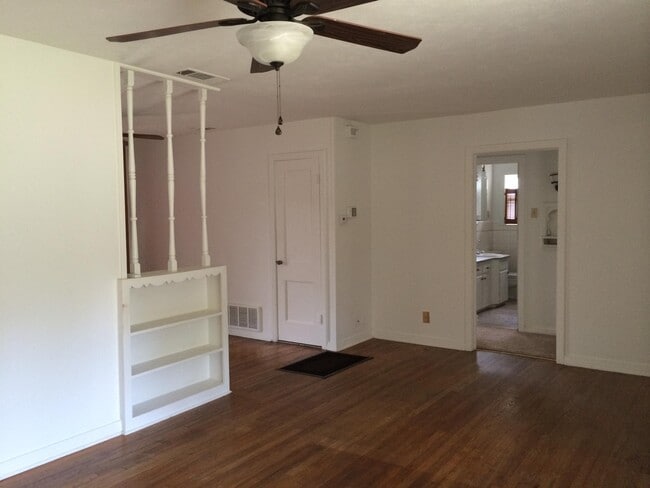 Photo - 718 Cordell St