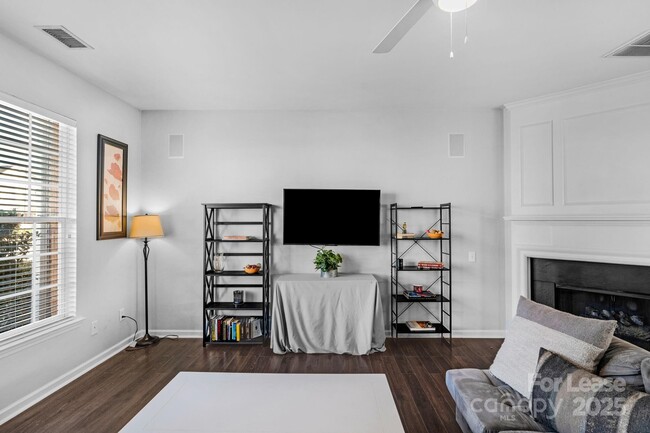 Photo - 3213 Mannington Dr