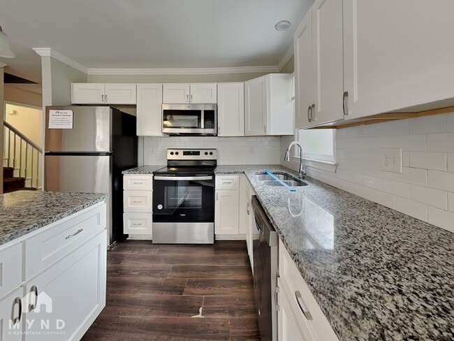 Photo - 5037 Huntingcreek Dr