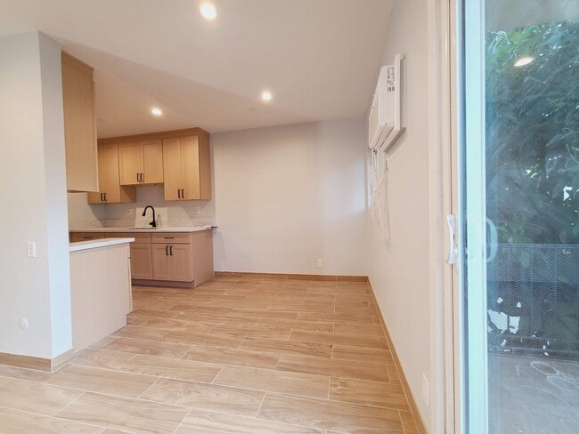 Photo - 14547 Saticoy St Unit 26