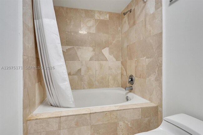 Photo - 2560 Tigertail 10 Unit 10