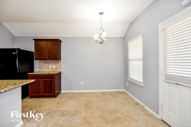 Photo - 1480 Arabella Ave