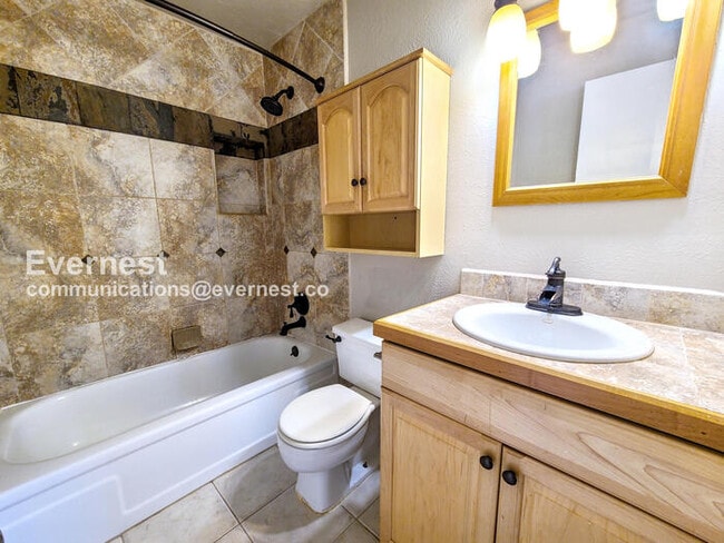 Photo - 2640 Juniper Ave Unit 1