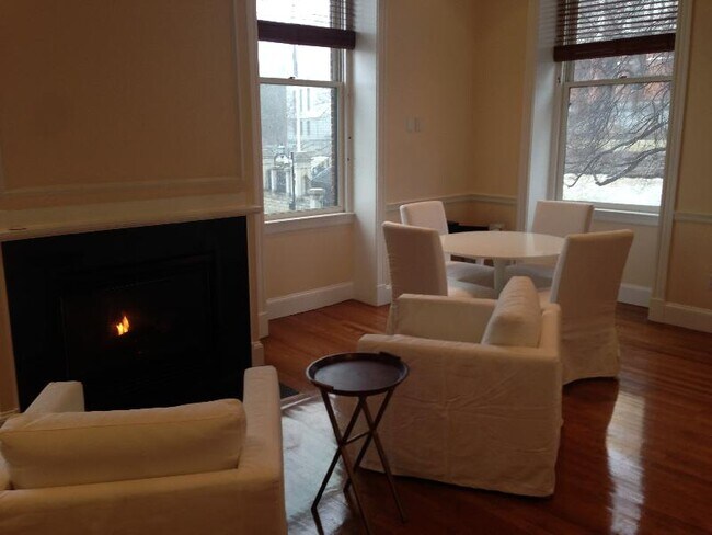 Photo - 22 Beacon St Unit 2