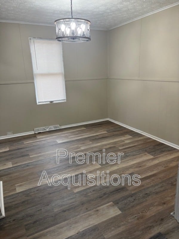 Photo - 1033 Wilkinson Ave