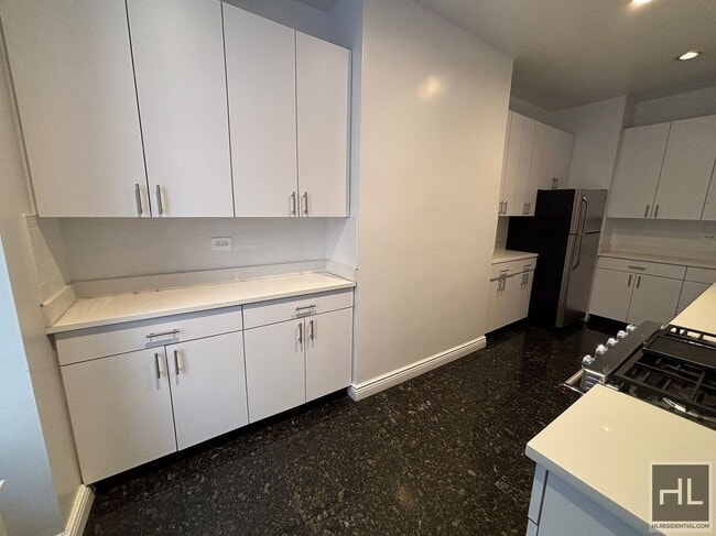 Photo - WEST 58 STREET Unit 2A