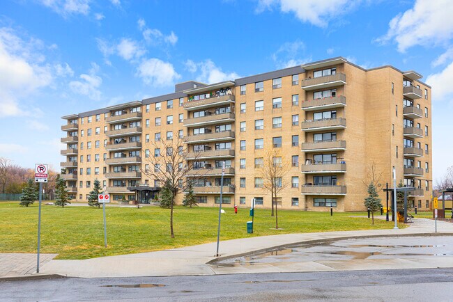 Photo - Esther Lorrie Apartments