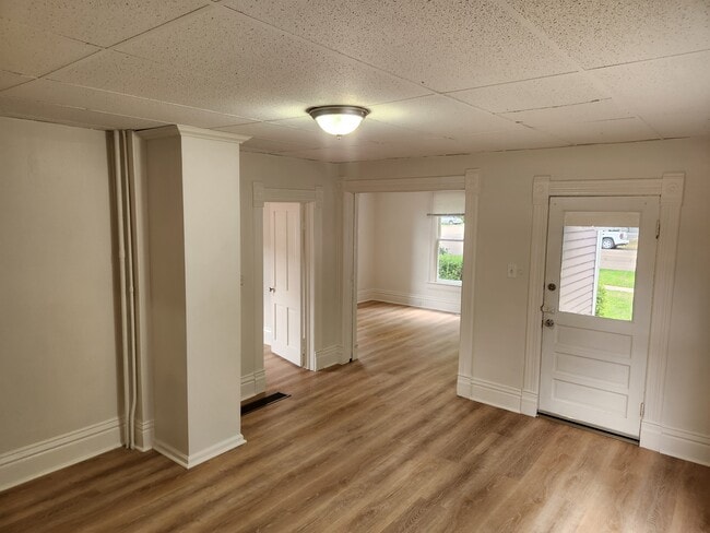 Photo - 735 Kimbark St Apartments Unit 735 Kimbark