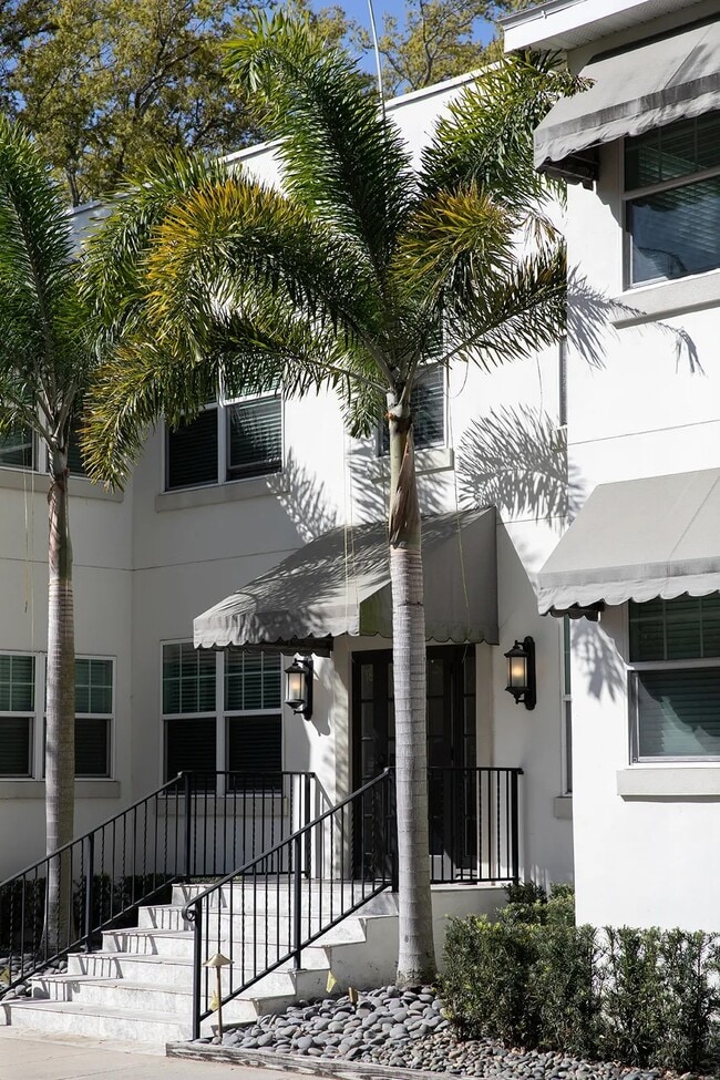 Bay Villa Place